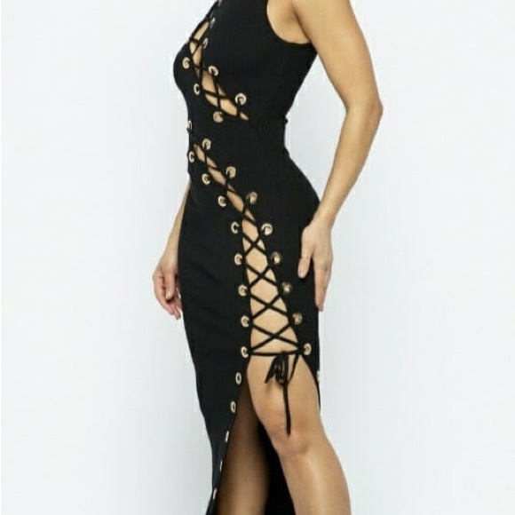 Dress - Picture 2 of 3